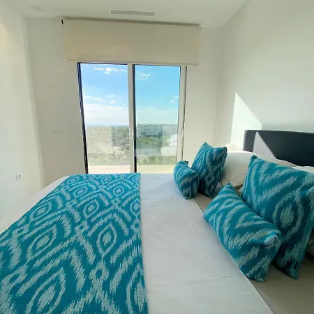 Naranjo 59 - Stunning Three Bedroom Las Colinas Penthouse Apartment *